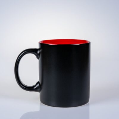 Kubek czarny z grawerem